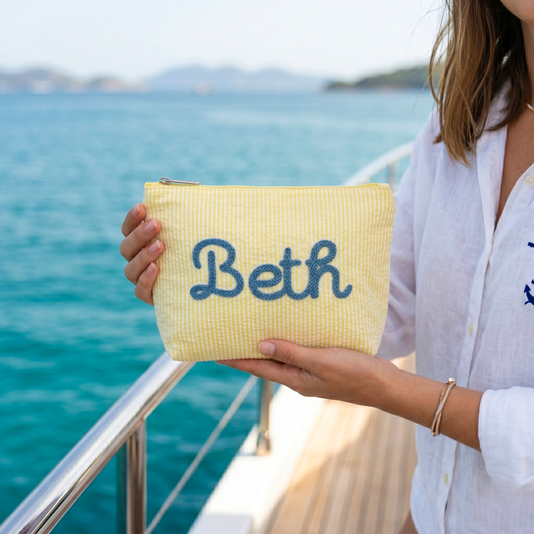 Custom Seersucker Makeup Bag – Embroidered Travel Pouch for Bachelorette, Birthday & Christmas Gifts